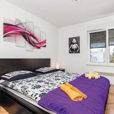 Gorgeous Apartment In Rijeka With Wifi ภายนอก รูปภาพ