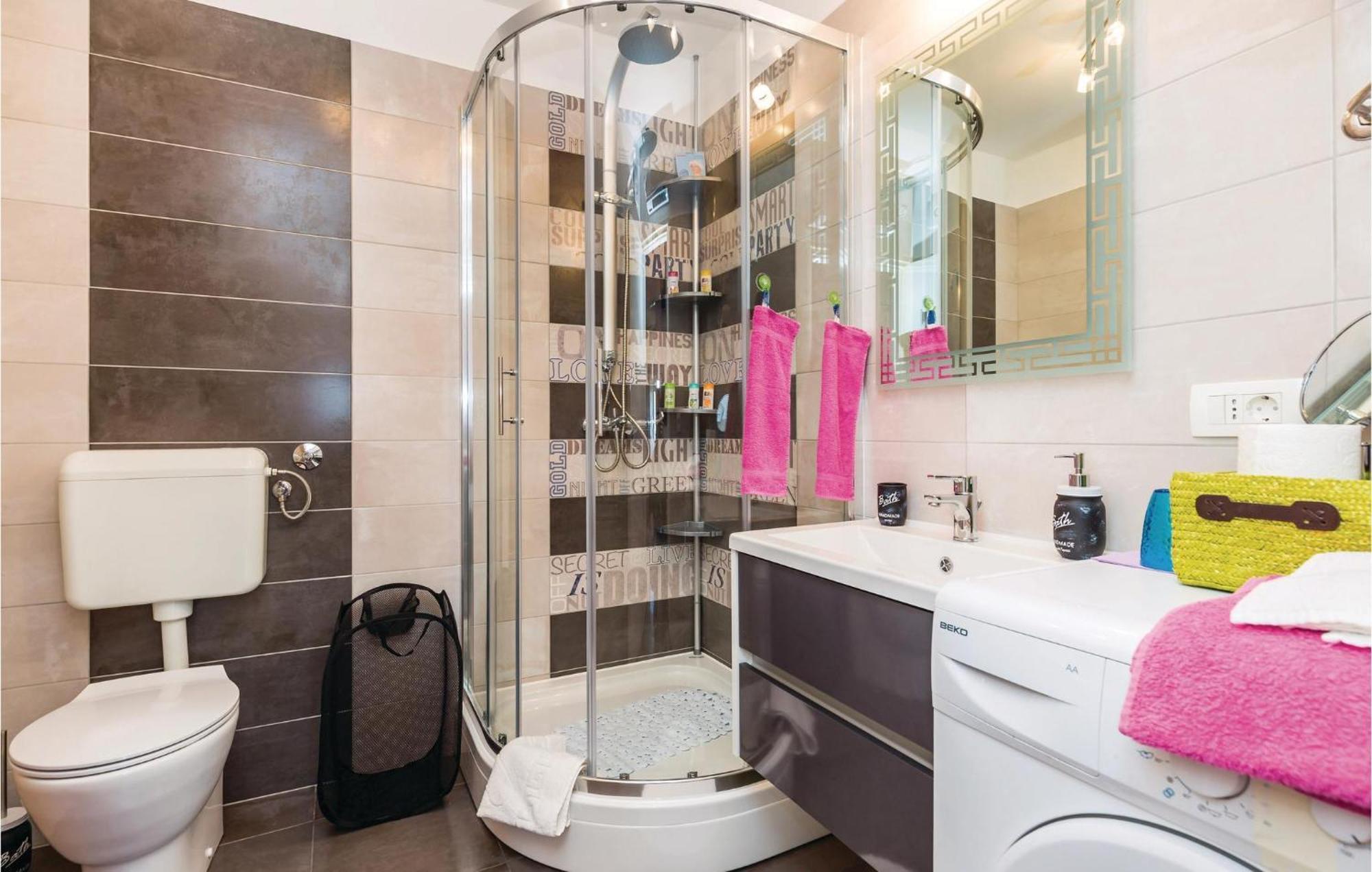Gorgeous Apartment In Rijeka With Wifi ภายนอก รูปภาพ