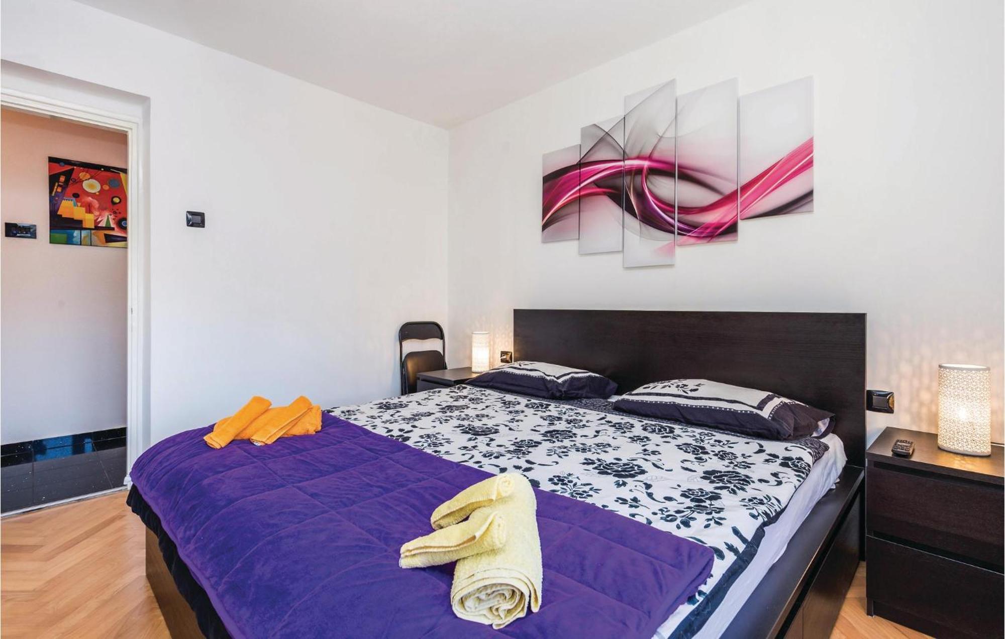 Gorgeous Apartment In Rijeka With Wifi ภายนอก รูปภาพ